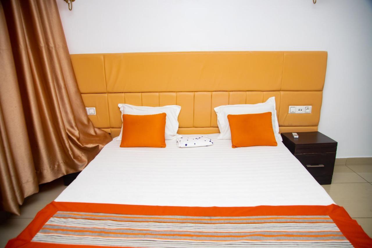 IMOLEASE HUBERT Sainte Rita Cotonou Exterior foto